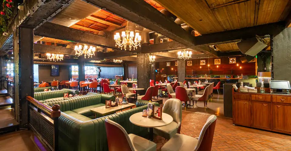 Connaught Place Cafe 